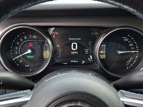 Used 2022 Jeep Wrangler Unlimited Rubicon 4xe AWD/4WD image 20