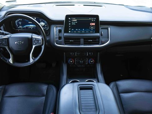 Used 2022 Chevrolet Tahoe Z71 w/ Z71 Off-Road Package image 28