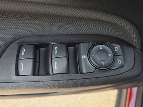 Used 2022 Chevrolet Equinox RS w/ Infotainment Package FWD image 20