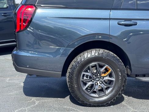 Used 2025 Ford Expedition Tremor image 22