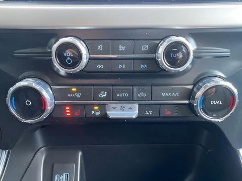 Certified 2022 Ford F150 XLT w/ Equipment Group 302A High image 22