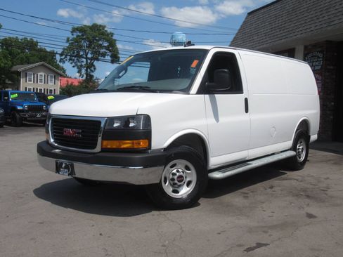 Used 2025 GMC Savana 2500 w/ Driver Convenience Package RWD image 22