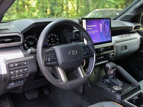 Used 2024 Toyota Tacoma 4x4 Double Cab Hybrid image 28