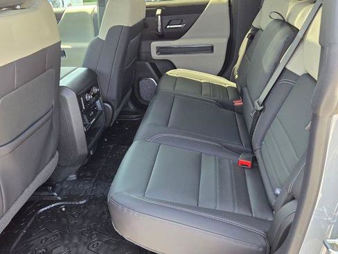 New 2026 GMC Hummer EV 4x4 Crew Cab image 13