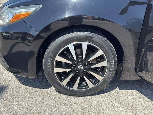 Used 2018 Nissan Altima 2.5 SL FWD image 27