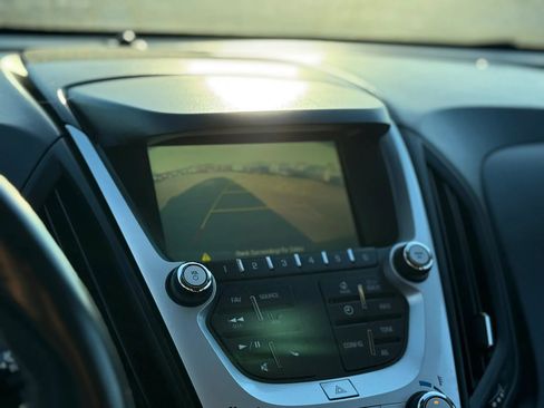 Used 2016 Chevrolet Equinox LT w/ Convenience Package image 43