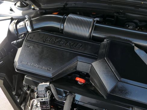 Used 2025 Kia Sportage LX image 33