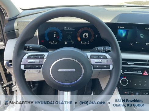 Certified 2025 Hyundai Tucson SEL AWD/4WD image 12