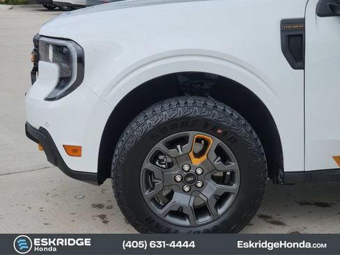 Used 2025 Ford Maverick Tremor AWD/4WD image 8