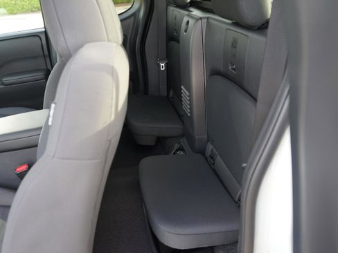 Used 2026 Nissan Frontier S RWD image 20
