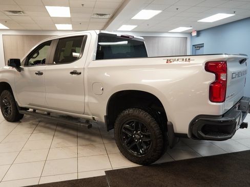 Used 2020 Chevrolet Silverado 1500 LT Trail Boss w/ Bed Protection Package image 7