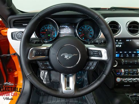 Used 2016 Ford Mustang GT Premium w/ Equipment Group 401A RWD image 70