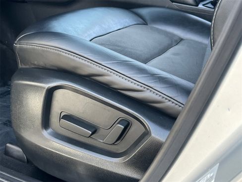 Used 2019 MAZDA CX-5 Touring image 18