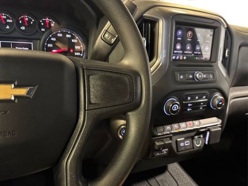Used 2025 Chevrolet Silverado 1500 Custom AWD/4WD image 32