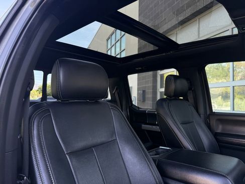 Used 2020 Ford F150 Lariat w/ Equipment Group 502A Luxury AWD/4WD image 47