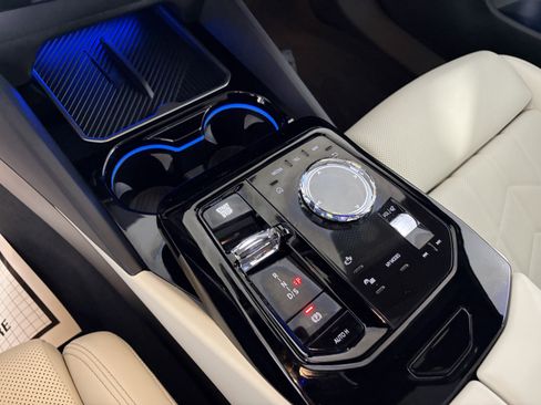 Certified 2025 BMW 540i xDrive AWD/4WD image 14
