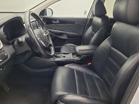 Used 2020 Kia Sorento SX image 17