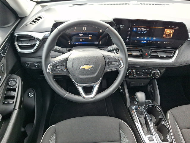 Certified 2024 Chevrolet TrailBlazer LT w/ Convenience Package AWD/4WD image 11