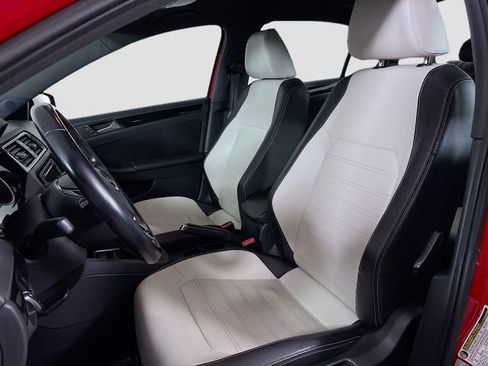 Used 2015 Volkswagen Jetta Sport image 20