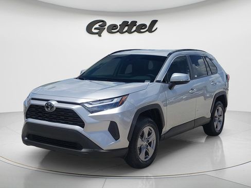 Certified 2025 Toyota RAV4 XLE AWD/4WD image 1