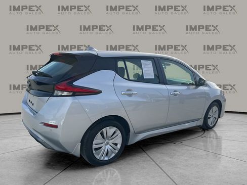 Used 2023 Nissan Leaf S image 5