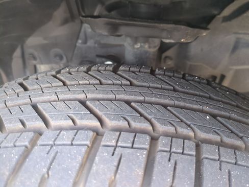 Certified 2024 Nissan Rogue SV AWD/4WD image 12