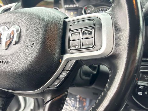 Used 2022 RAM 2500 Big Horn w/ Level 1 Equipment Group image 18