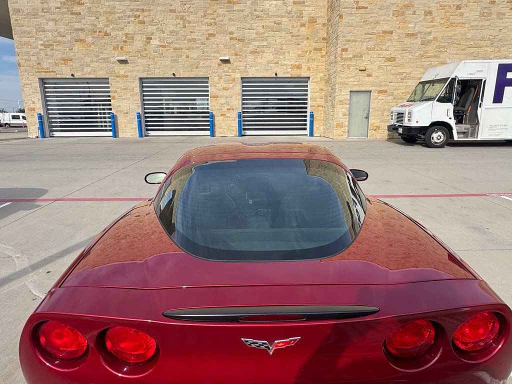 Used 2009 Chevrolet Corvette Coupe w/ Preferred Equipment Group RWD image 6