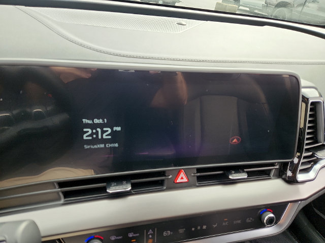 Used 2025 Kia Sportage EX AWD/4WD image 17