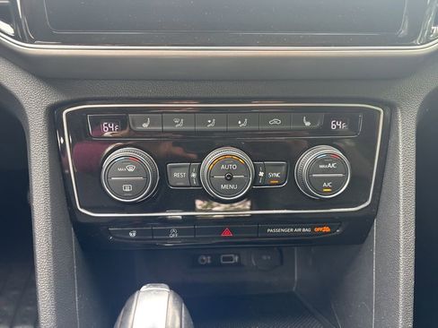 Used 2019 Volkswagen Atlas SEL image 16