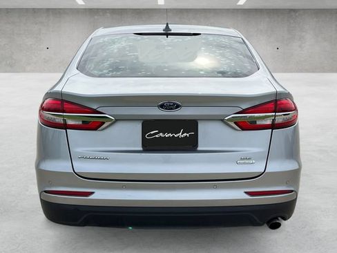 Used 2020 Ford Fusion SE FWD image 15
