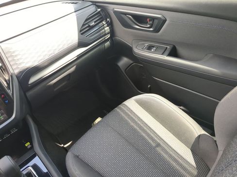 Certified 2025 Subaru Forester Premium AWD/4WD image 14