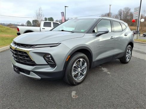 Used 2023 Chevrolet Blazer LT w/ Convenience Package image 9