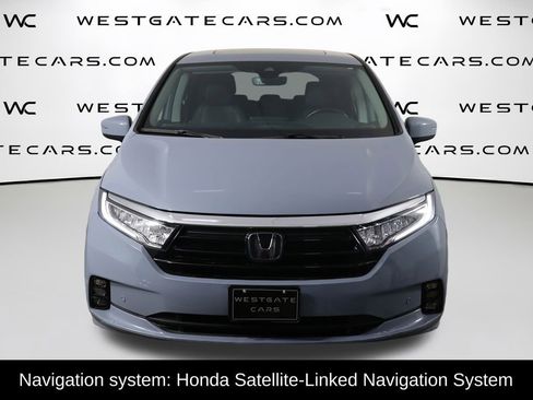 Used 2023 Honda Odyssey Touring image 2