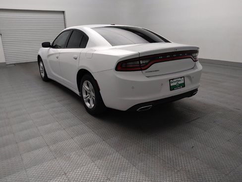 Used 2022 Dodge Charger SXT w/ Cold Weather Package RWD image 5