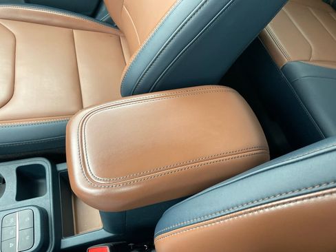 Used 2024 Ford Maverick Lariat w/ FX4 Off-Road Package image 52