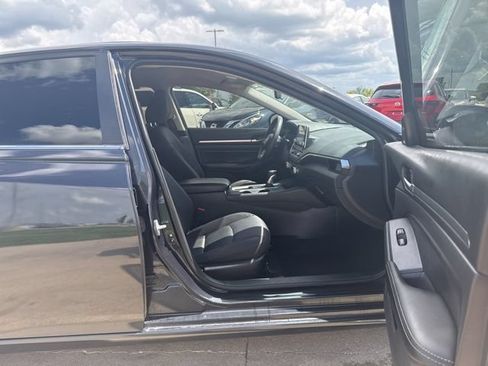 Used 2022 Nissan Altima 2.5 SV FWD image 20