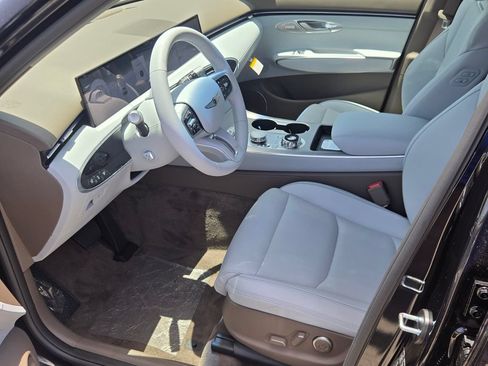 New 2026 Genesis GV70 2.5T Advanced AWD/4WD image 7