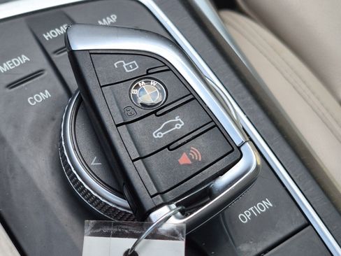 Used 2020 BMW 330i Sedan w/ Convenience Package RWD image 35