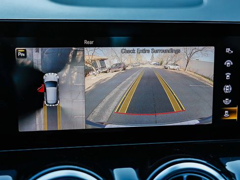 Used 2022 Mercedes-Benz GLA 250 4MATIC image 23