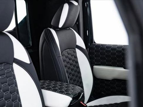 Used 2025 Jeep Wrangler Unlimited Sport image 21