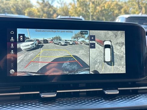 Used 2024 Kia Carnival SX Prestige image 22