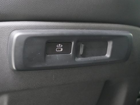 Used 2022 BMW X5 sDrive40i w/ Parking Assistance Package image 13