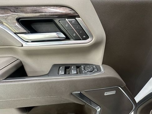 Certified 2025 Chevrolet Silverado 2500 LTZ w/ LTZ Premium Package image 25