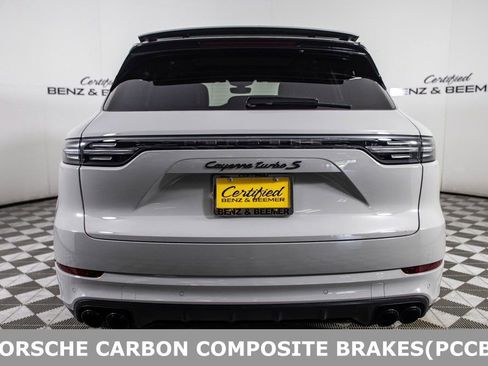 Used 2022 Porsche Cayenne Turbo S image 8
