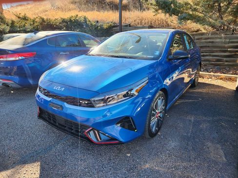 Used 2023 Kia Forte GT w/ GT2 Package image 9