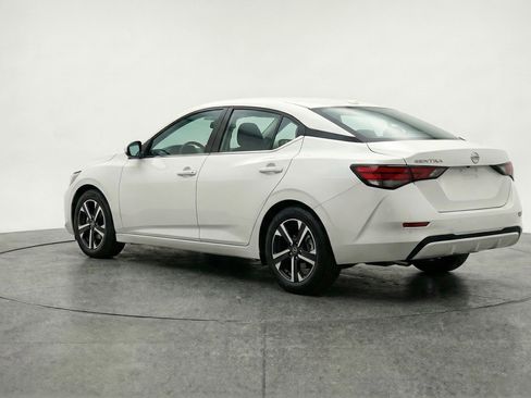 Used 2025 Nissan Sentra SV FWD image 6