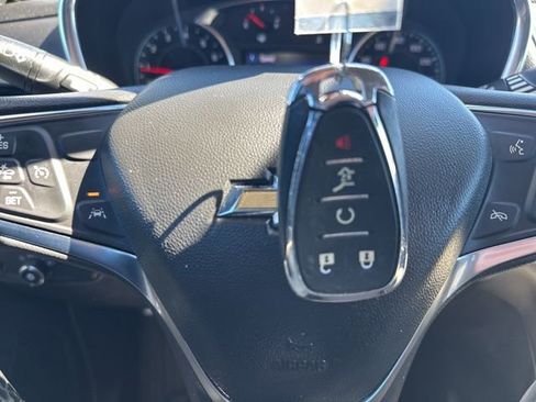 Used 2024 Chevrolet Equinox LT AWD/4WD image 35