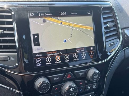 Certified 2019 Jeep Grand Cherokee Overland AWD/4WD image 41