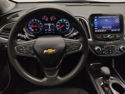 Used 2025 Chevrolet Malibu LT FWD image 22